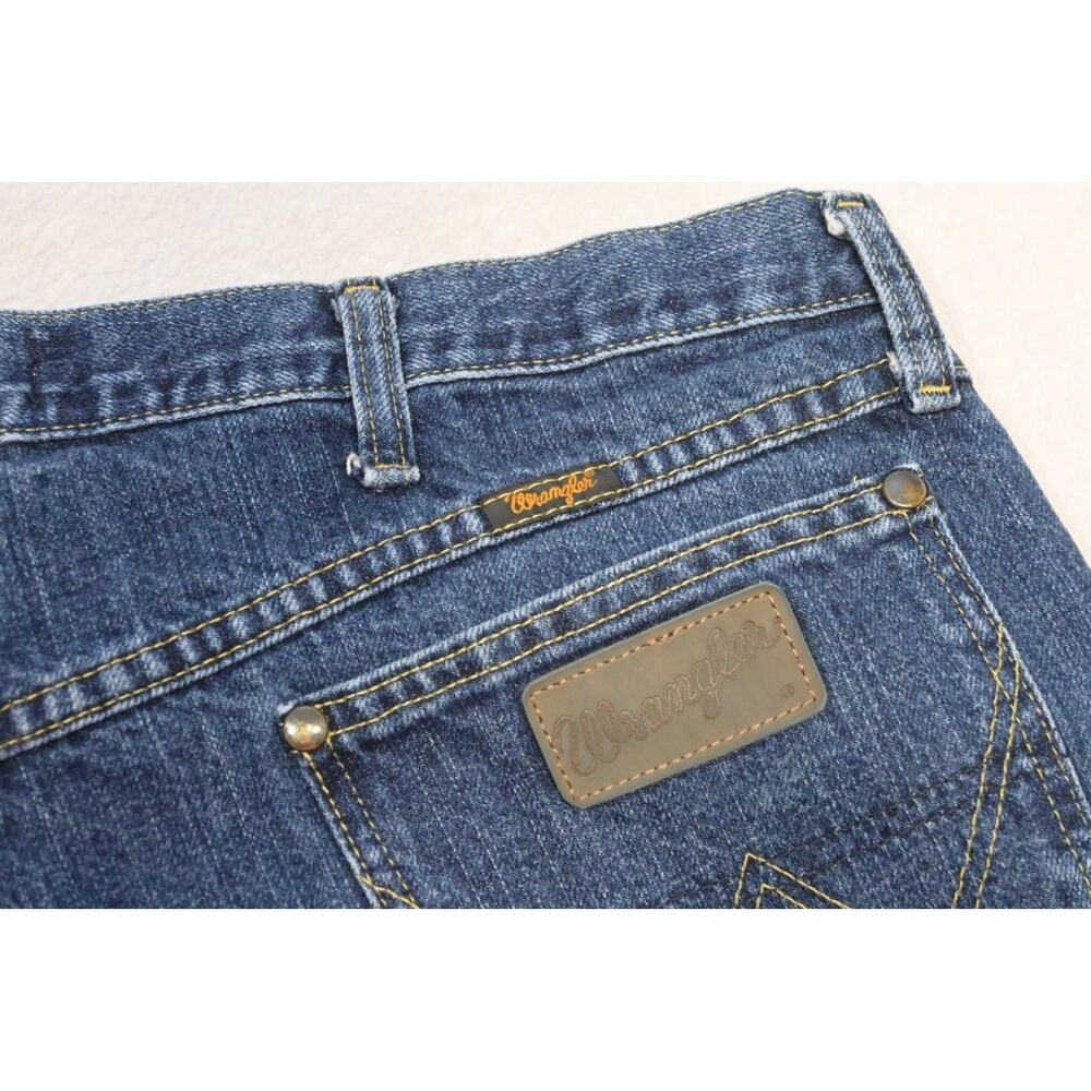 Wrangler George Strait Cowboy Cut 13MGSDS Denim Blue Jeans Mens Size 40‎ x 30